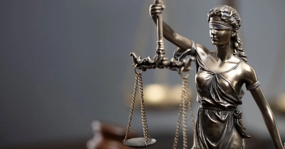 Суддя вирішила закрити справу проти Трампа стосовно секретних документів